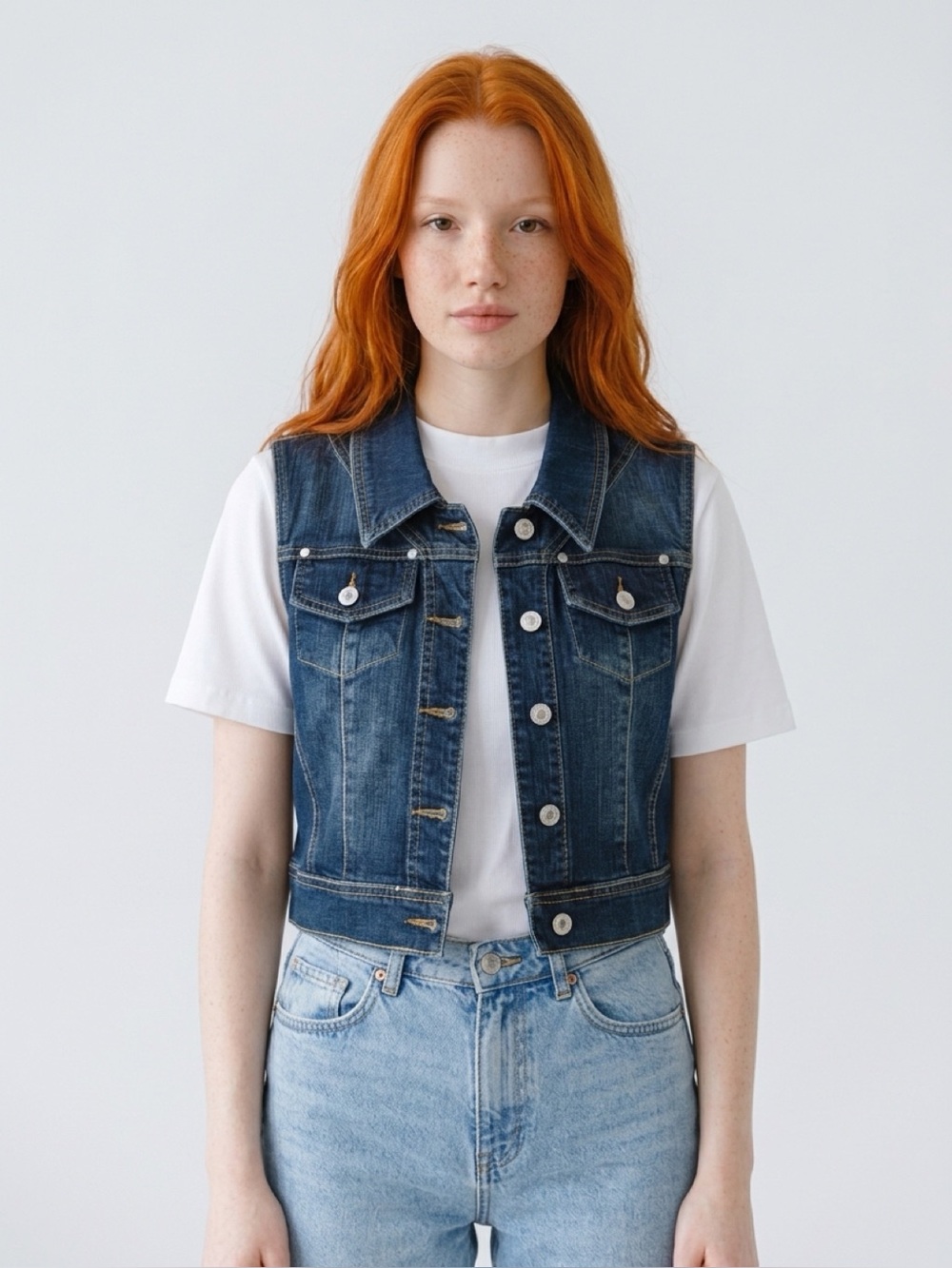 Soho jean sleeveless vest, embroided, size small